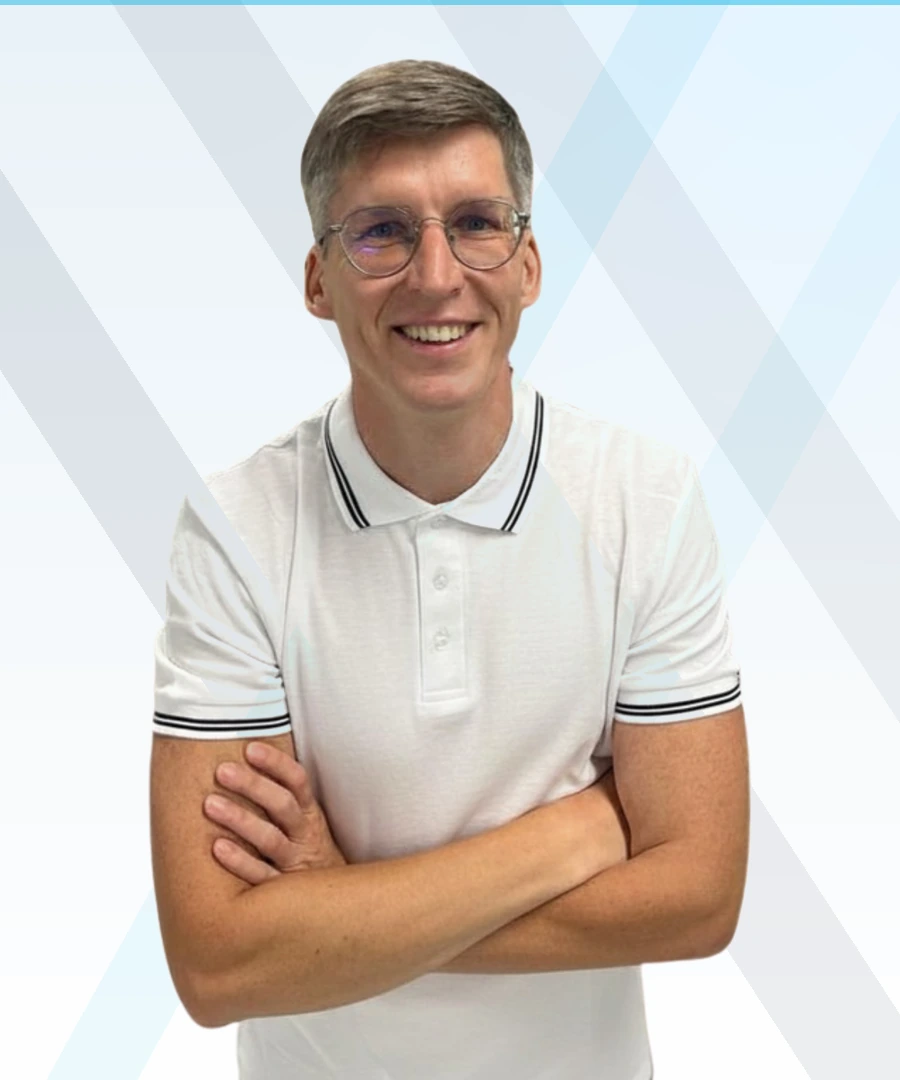 Ignas from the AKURIS team